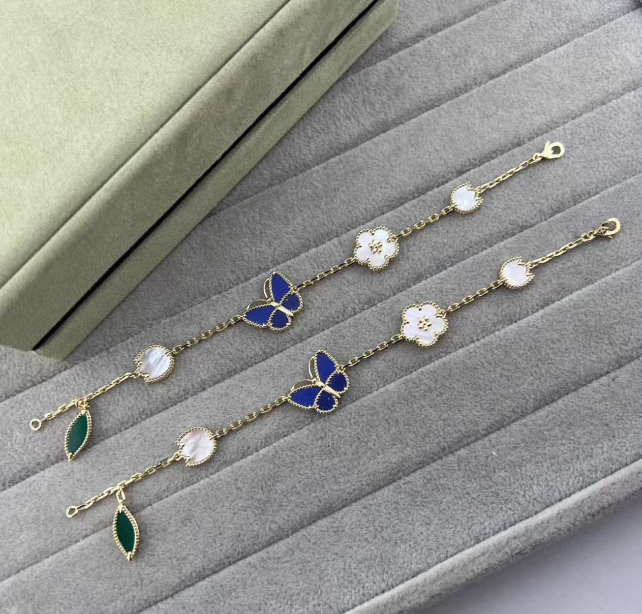 [Elite]LUCKY SPRING GOLD BLUESTONE WHITE MOTHER-OF-PEARL BRACELET