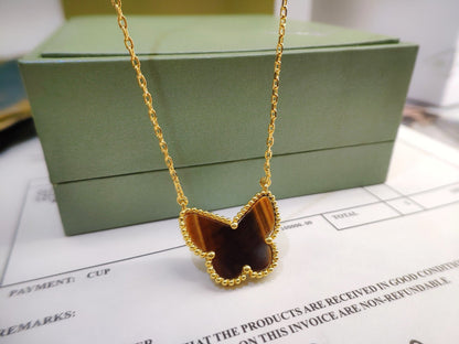 [Elite] TIGER__ EYE BUTTERFLY NECKLACE