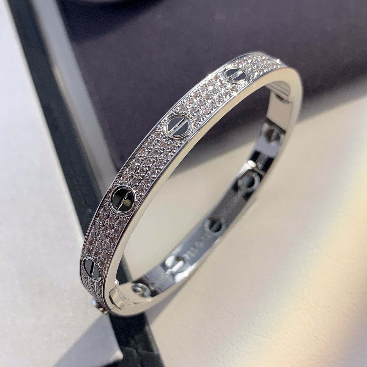 [Elite]LOVE BRACELET 6.1MM DIAMOND-PAVED CERAMIC
