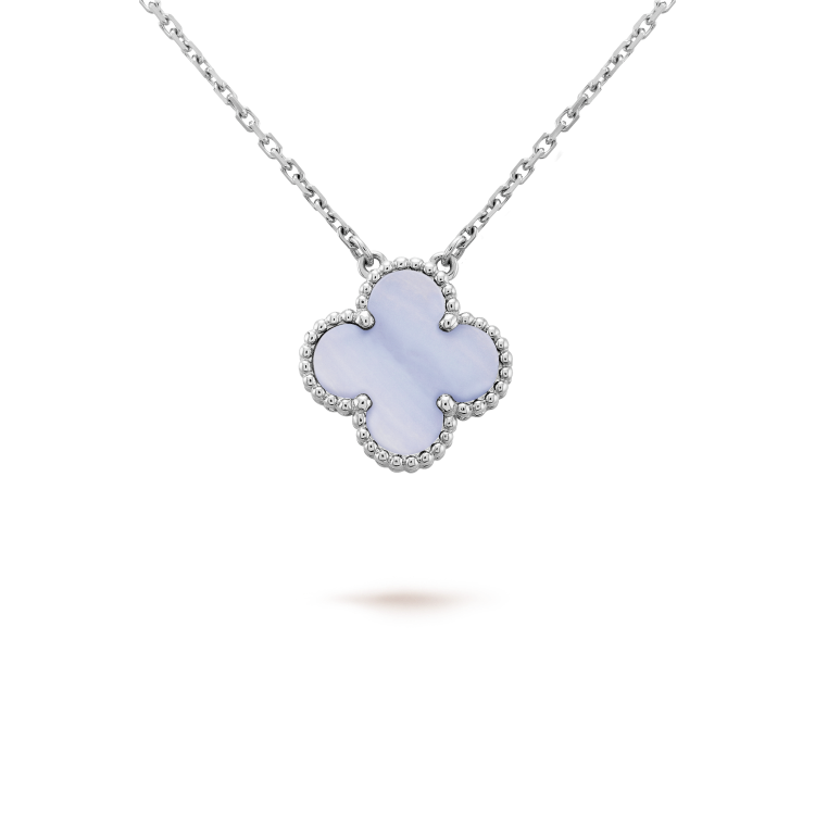 [Elite]CLOVER 15MM BLUE CHALCEDONY NECKLACE SILVER
