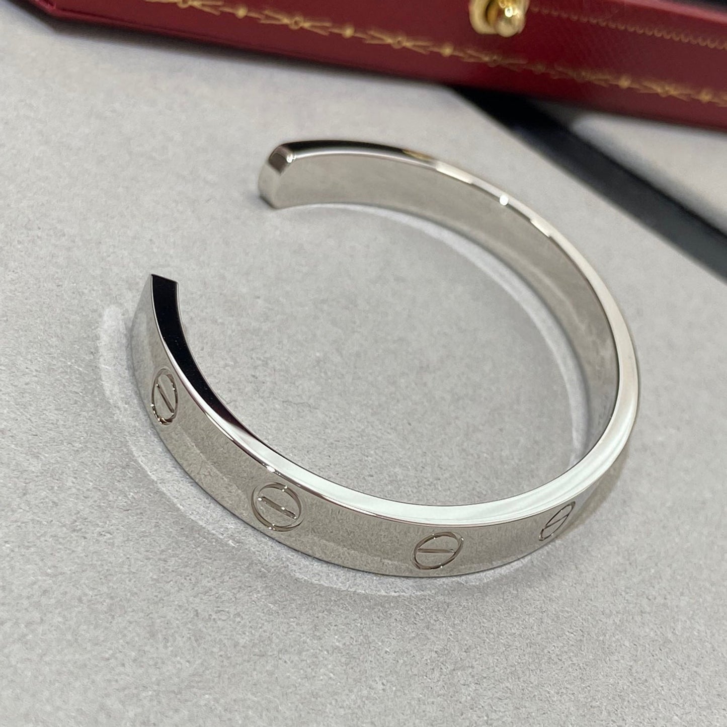 [Elite]LOVE BRACELET 6.1MM 1 DIAMOND OPEN CUFF