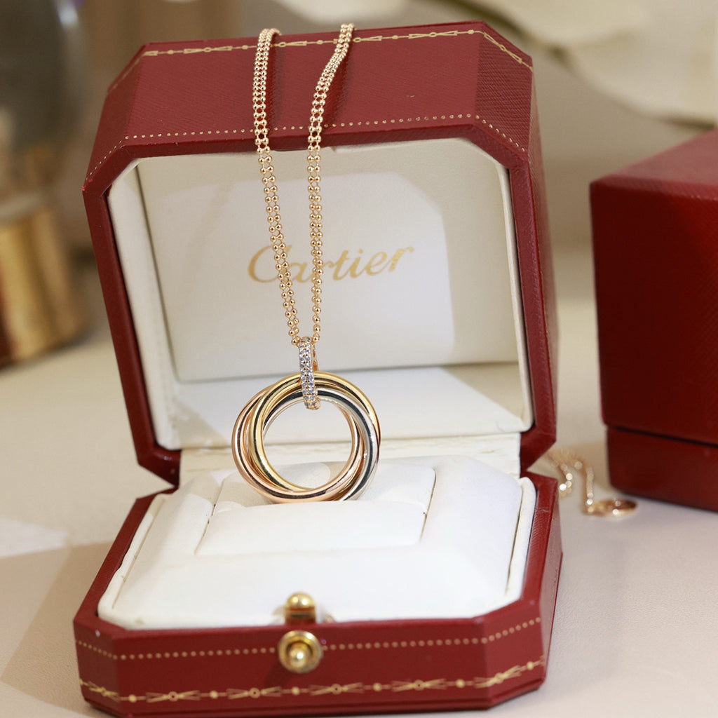 [Elite]TRINITY MEDIUM  DIAMONDS NECKLACE