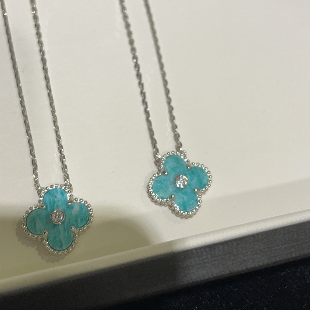 [Elite]CLOVER 15MM DIAMOND SVRES PORCELAIN  NECKLACE SILVER