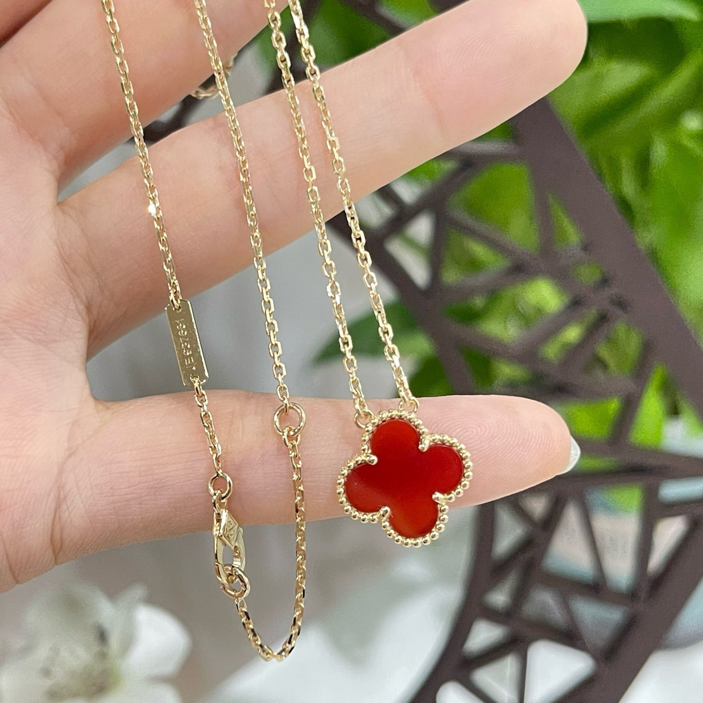 [Elite]CLOVER 15MM CARNELIAN SINGLE FLOWER NECKLACE