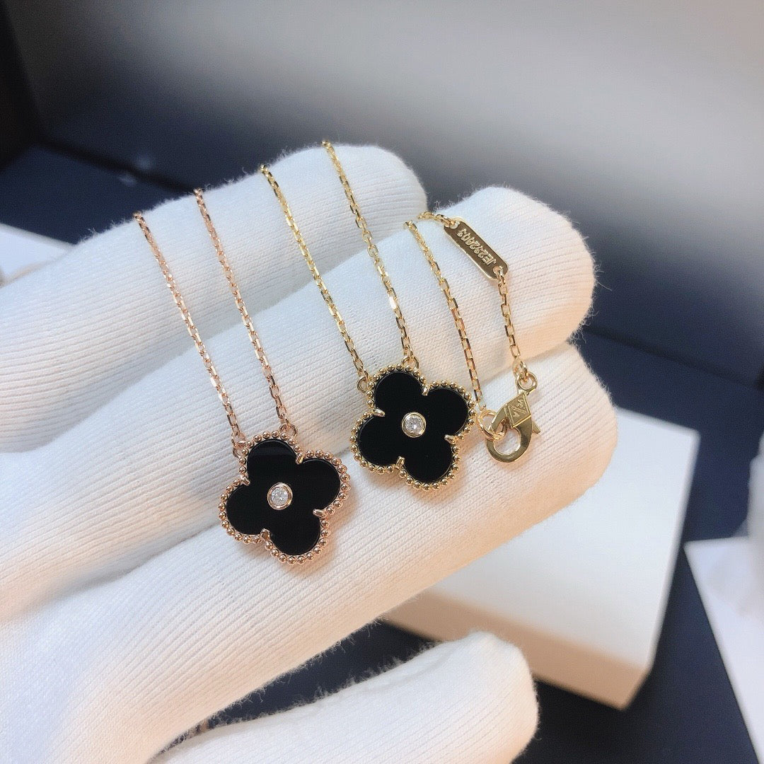 [Elite]CLOVER 15MM DIAMOND ONYX NECKLACE