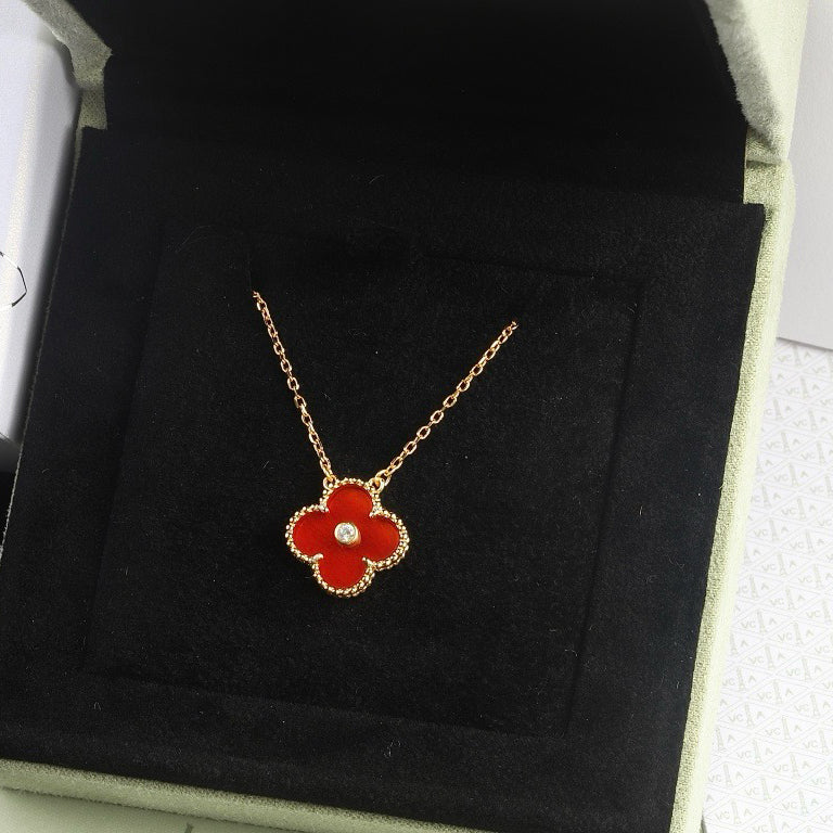 [Elite]CLOVER 15MM DIAMOND CARNELIAN NECKLACE