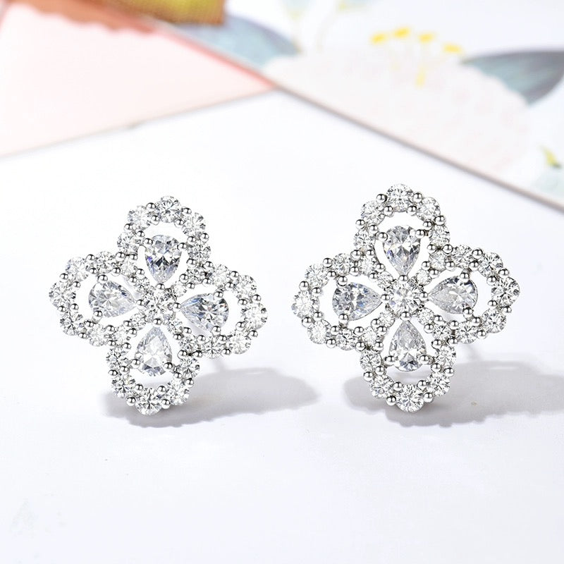 [Elite]LOOP EARRINGS FULL MOTIF DIAMOND 16MM