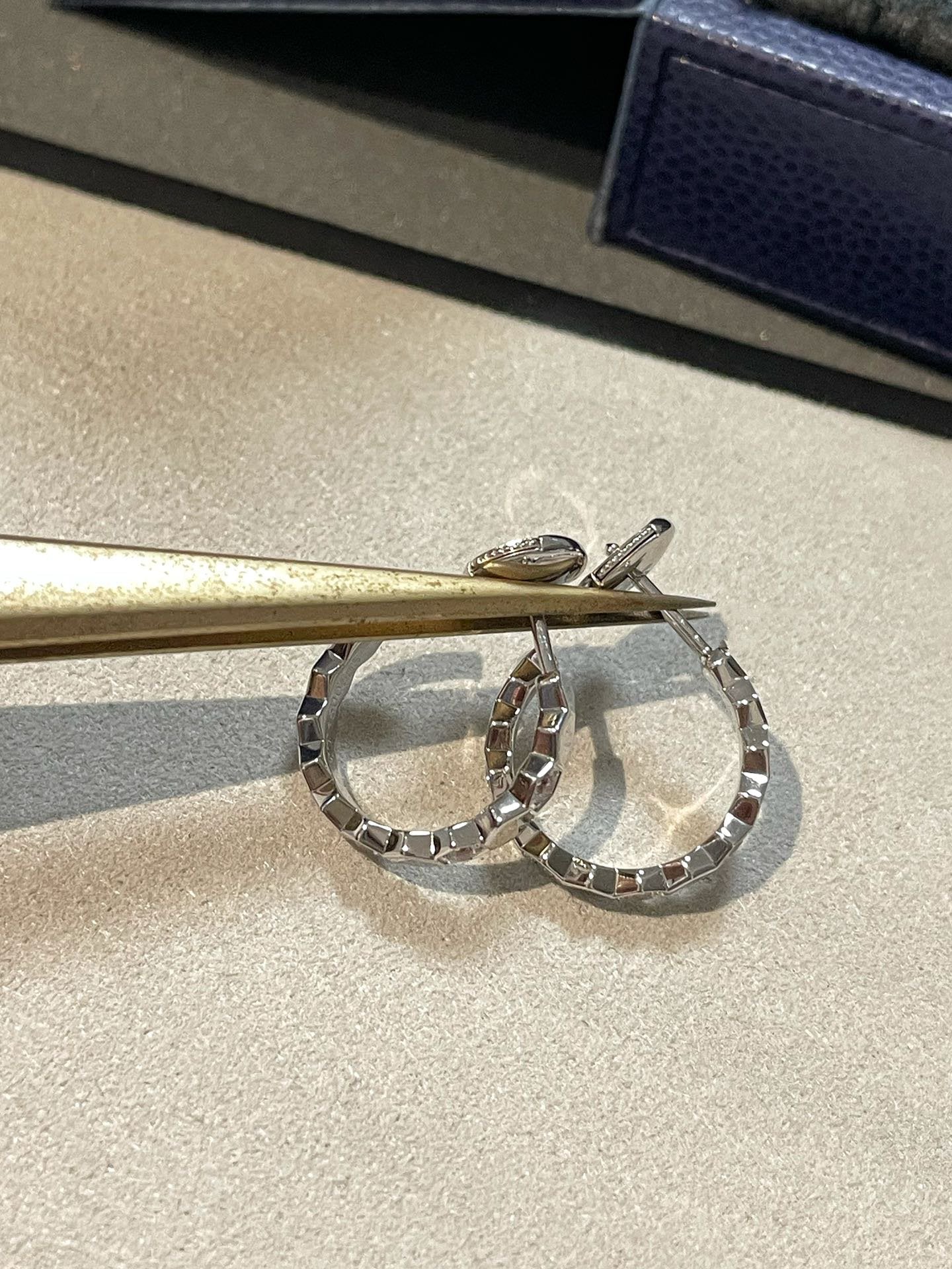 [Elite]Hollow Design Four-Leaf Clover Flower Shape Ring