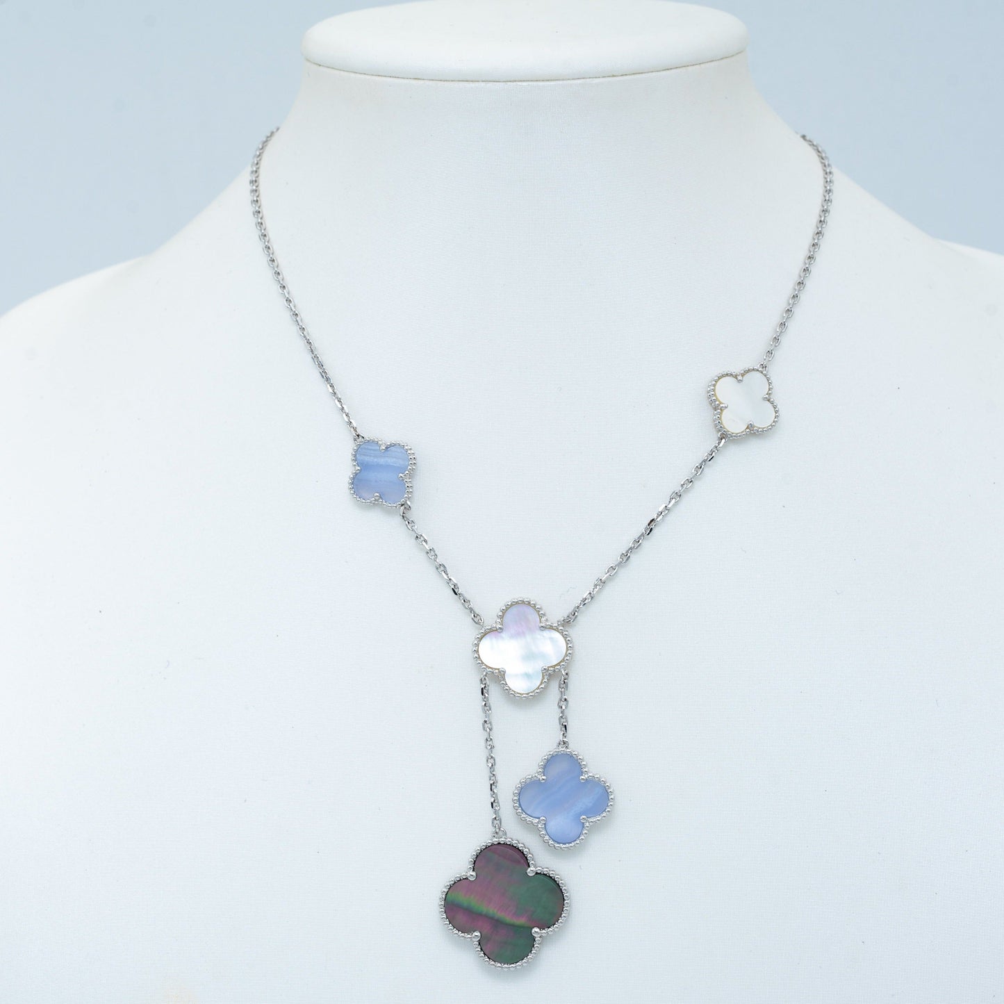 [Elite]CLOVER MOP CHALCEDONY NECKLACE SILVER 6 MOTIF