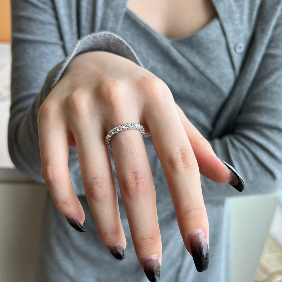 [Elite]Sparkling Round Cut Tennis Ring