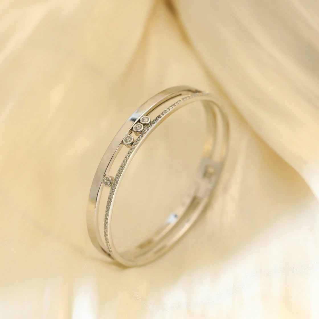 [Elite]Move Romane Diamond Bangle Bracelet