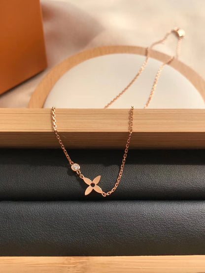 [Elite]BLOSSOM PENDANT PINK GOLD AND DIAMOND