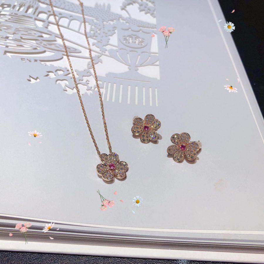 [Elite]FRIVOLE ROSE GOLD FLOWER DIAMOND NECKLACE