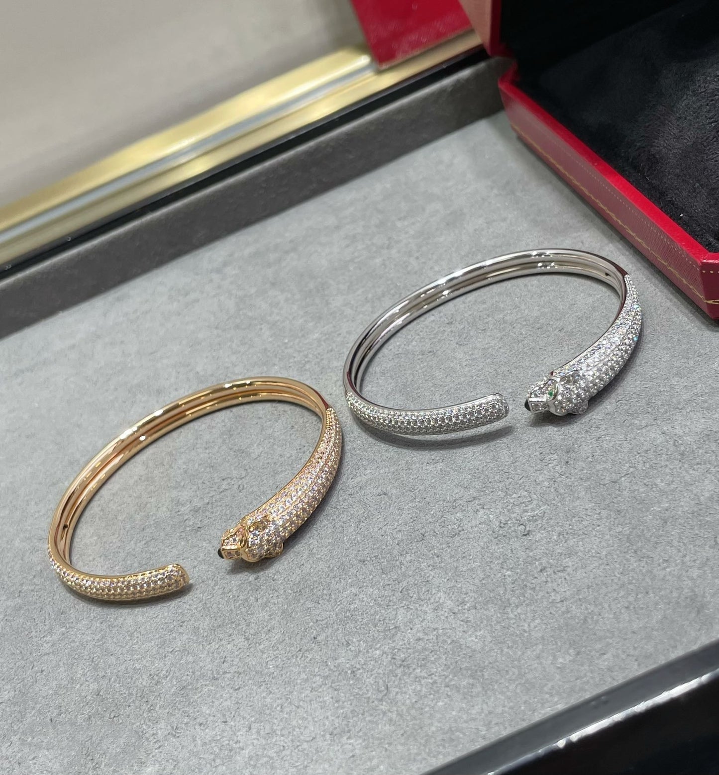[Elite]PANTHERE FULL DIAMOND OPEN BRACELET
