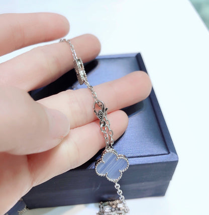 [Elite]CLOVER 10 MOTIFS CHALCEDONY DIAMONDS SILVER NECKLACE